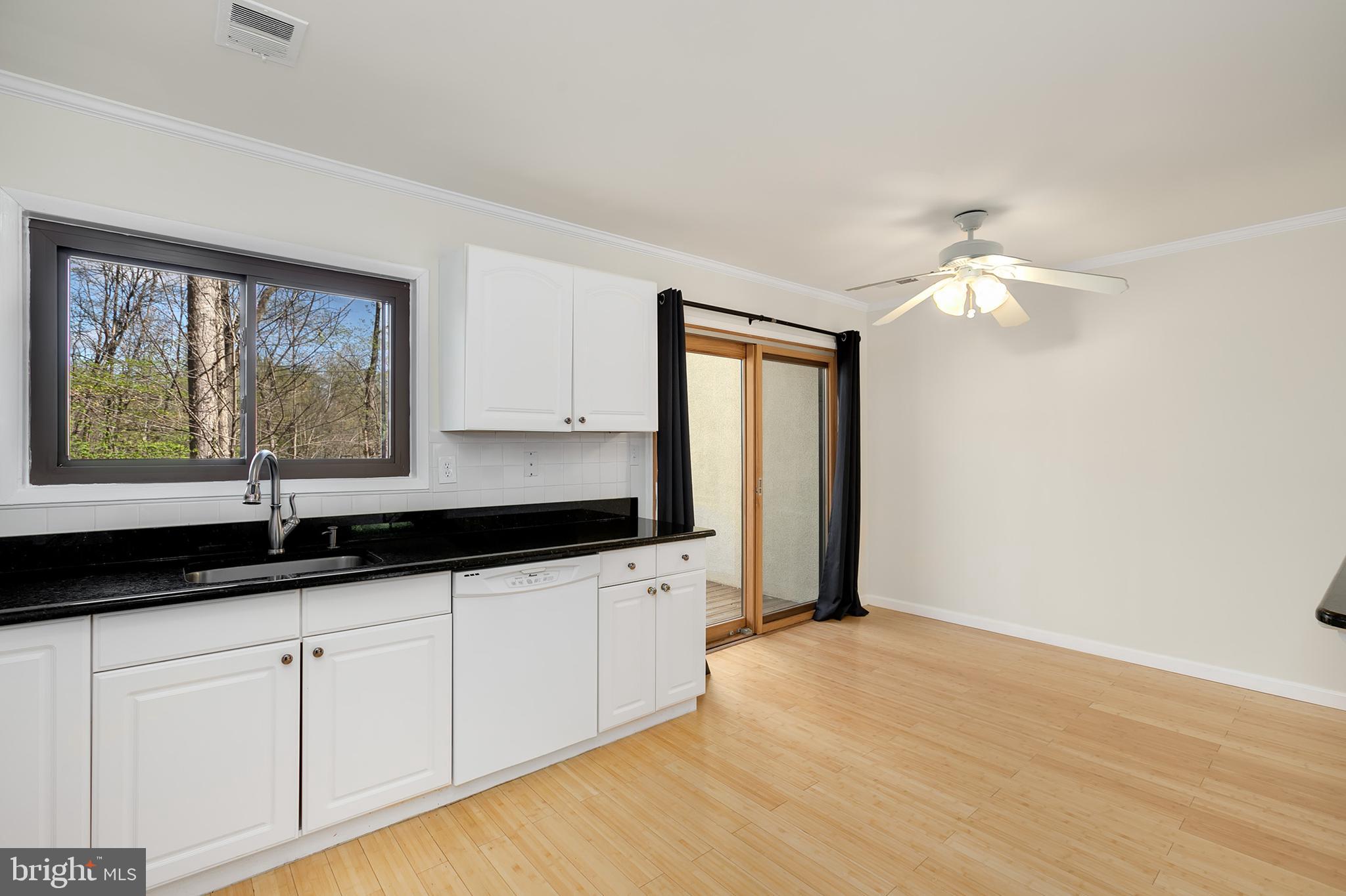 2258 White Cornus Lane Reston, VA 20191 - Photo 13 of 36