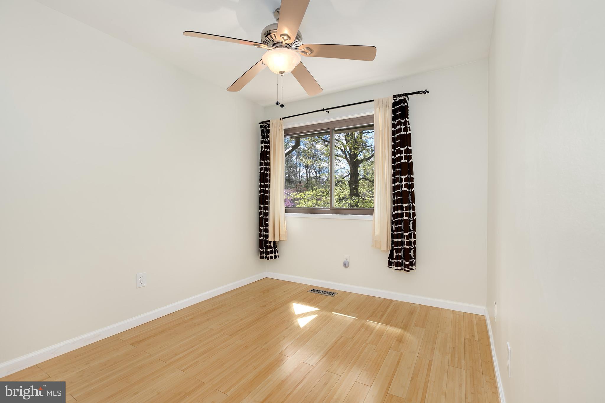 2258 White Cornus Lane Reston, VA 20191 - Photo 19 of 36