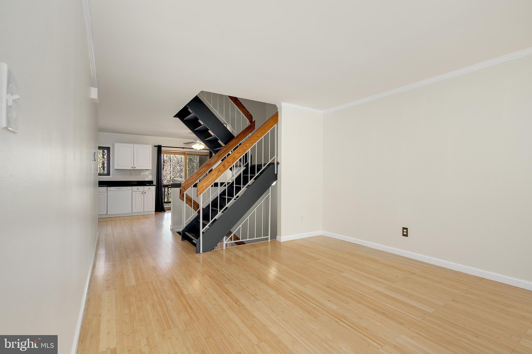 2258 White Cornus Lane Reston, VA 20191 - Photo 6 of 36