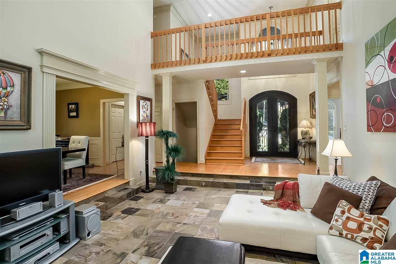 1073 Oak Tree Road Birmingham, AL 35244 - Photo 8 of 47