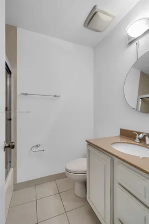 $650,000 | 5750 Turin Street, Unit 206, Coral Gables, FL 33146