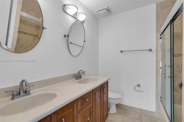 $650,000 | 5750 Turin Street, Unit 206, Coral Gables, FL 33146