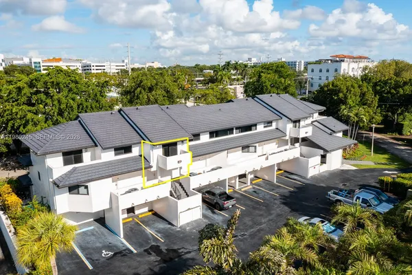 $650,000 | 5750 Turin Street, Unit 206, Coral Gables, FL 33146