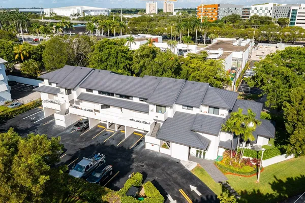 $650,000 | 5750 Turin Street, Unit 206, Coral Gables, FL 33146