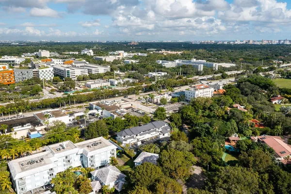 $650,000 | 5750 Turin Street, Unit 206, Coral Gables, FL 33146