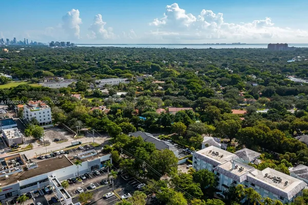 $650,000 | 5750 Turin Street, Unit 206, Coral Gables, FL 33146