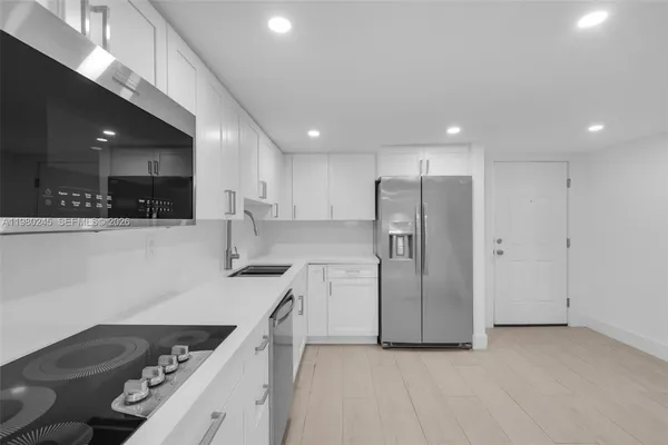 $650,000 | 5750 Turin Street, Unit 206, Coral Gables, FL 33146