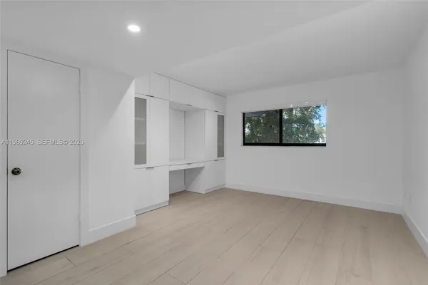 $650,000 | 5750 Turin Street, Unit 206, Coral Gables, FL 33146