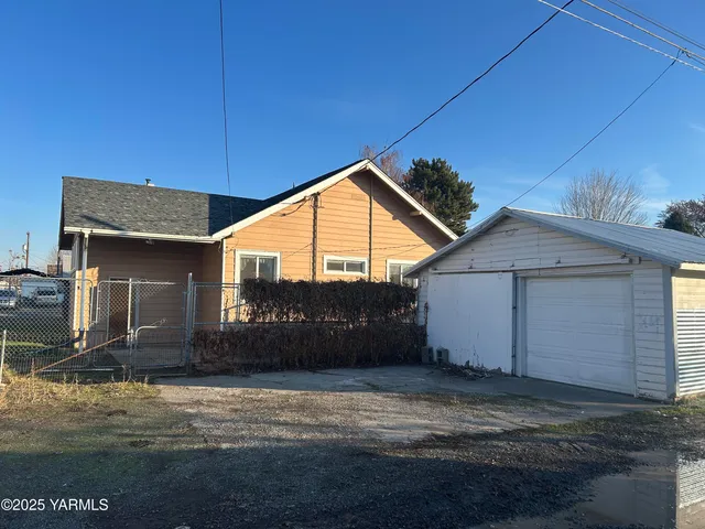 a view of parking garage
