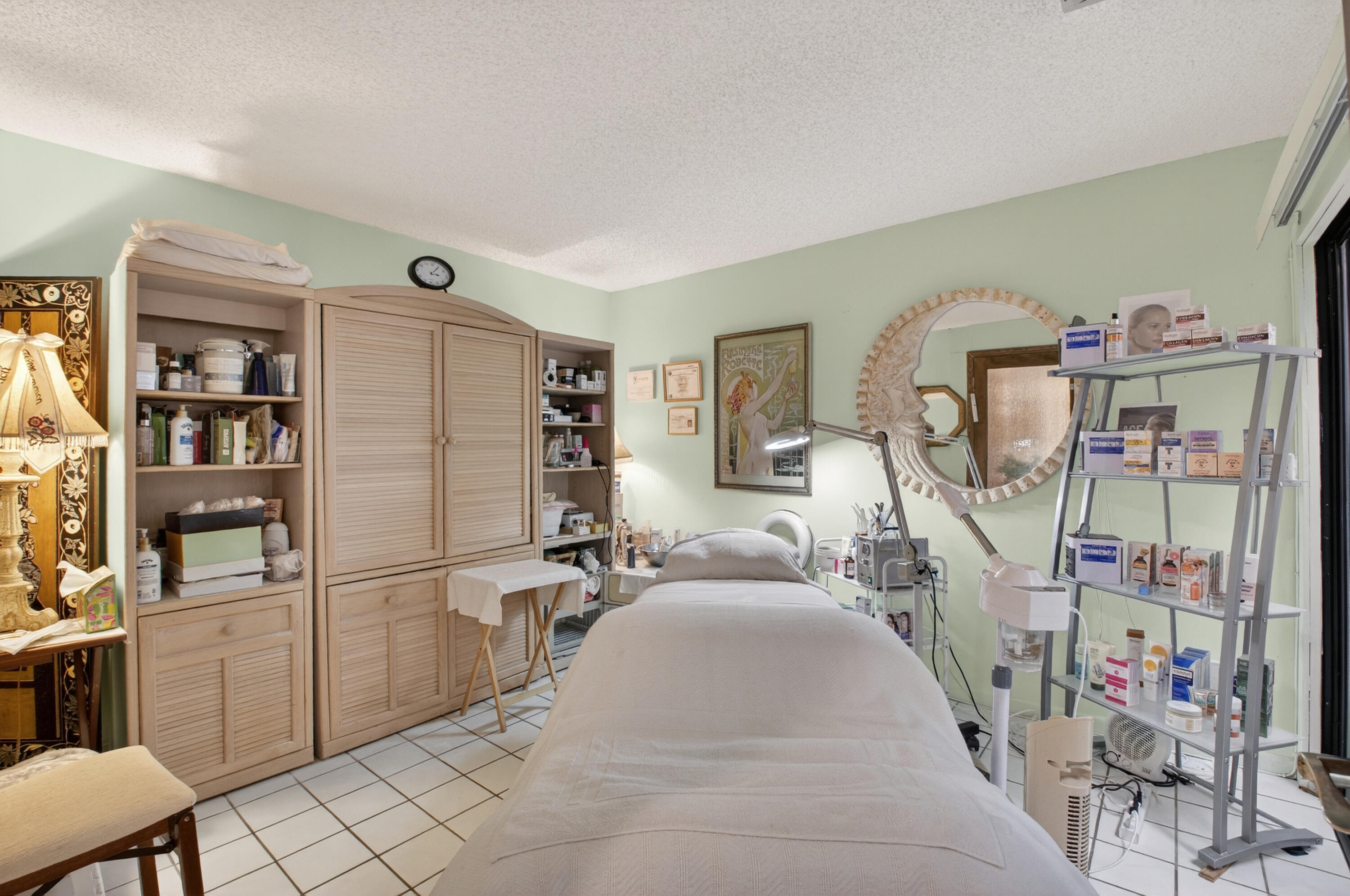 6535 Parkview Drive, Unit B Boca Raton, FL 33433 - Photo 13 of 37 current bonus room