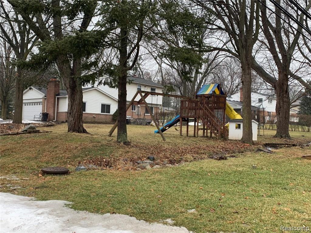 183 East Maryknoll Road Rochester Hills, MI 48309 - Photo 25 of 38