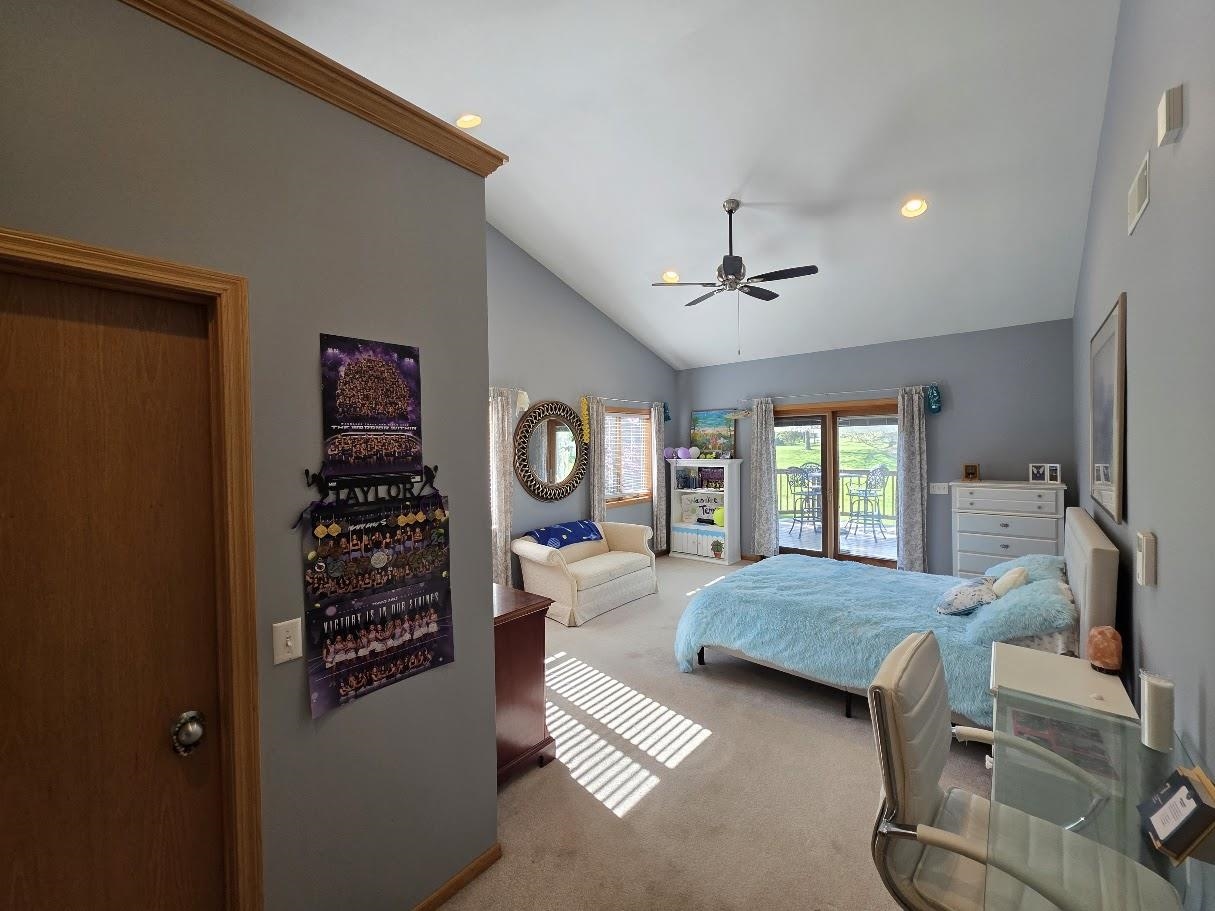 125 Meadow Ridge Lane Madison, WI 53704 - Photo 9 of 47