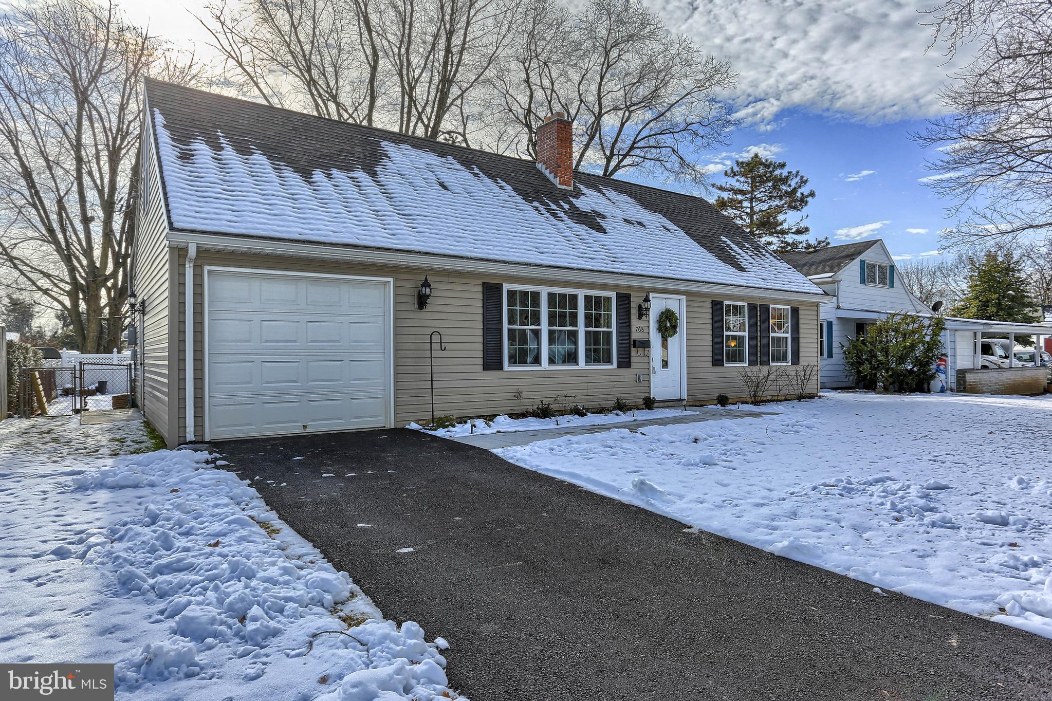 768 Fireside Road York, PA 17404 - Photo 5 of 34 Gallery Image 5