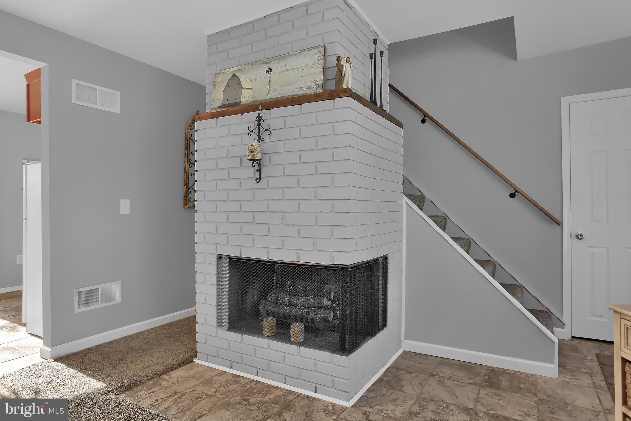 768 Fireside Road York, PA 17404 - Photo 8 of 34 Gallery Image 8