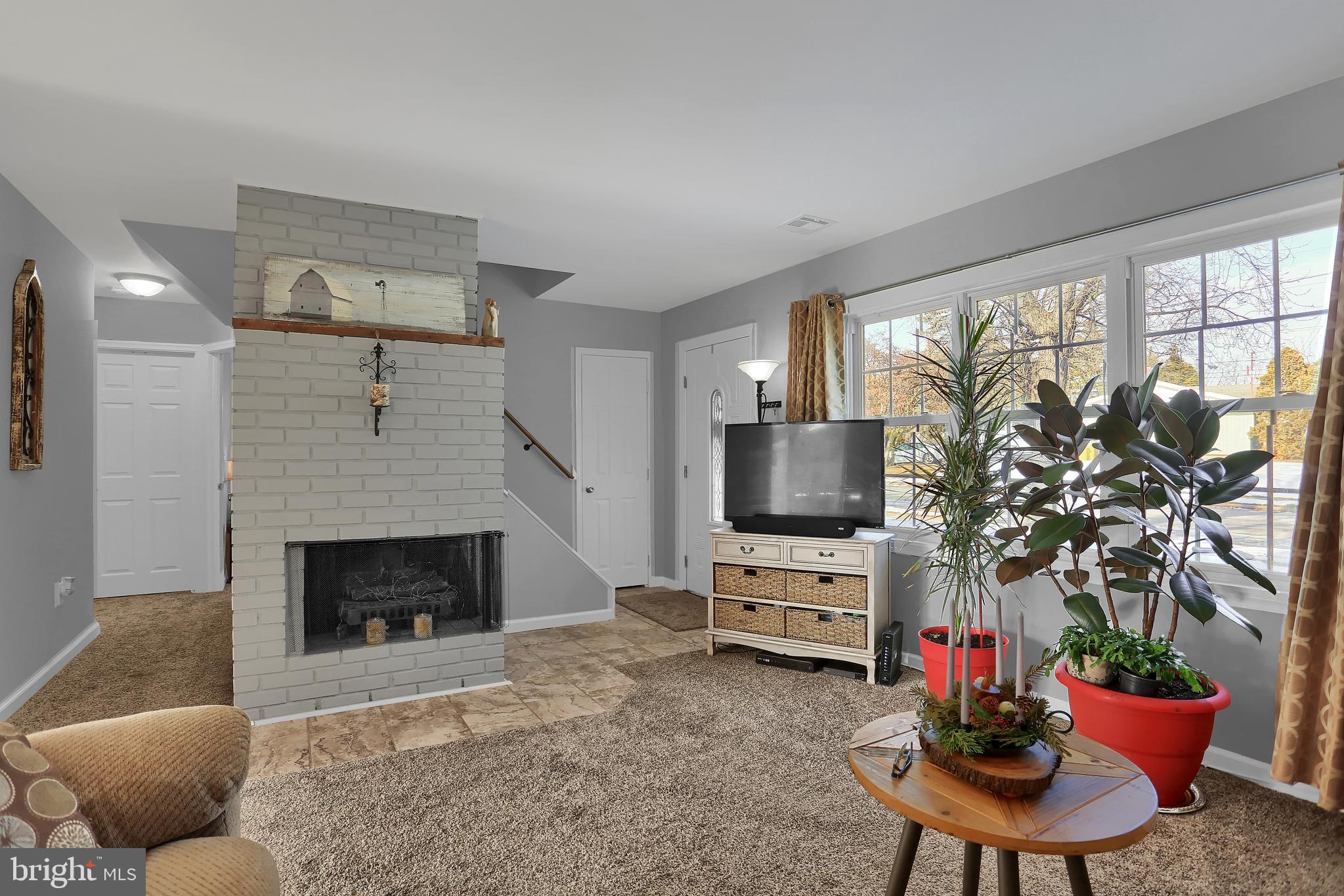 768 Fireside Road York, PA 17404 - Photo 9 of 34 Gallery Image 9