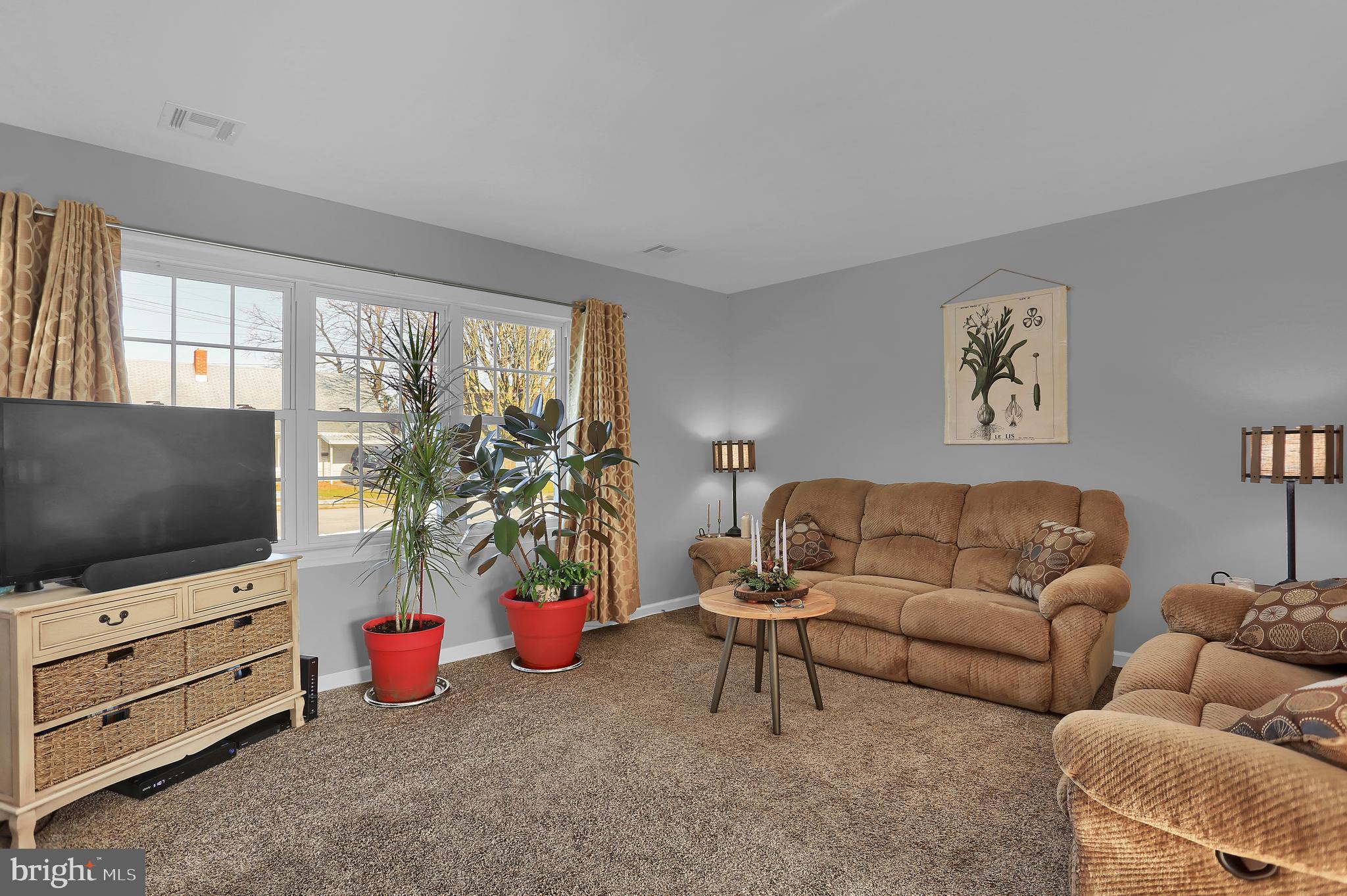 768 Fireside Road York, PA 17404 - Photo 10 of 34 Gallery Image 10