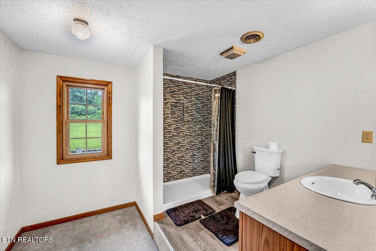 1540 Kidwell Ridge Road Morristown, TN 37814 - Photo 19 of 51 44-2nd Bathroom A1
