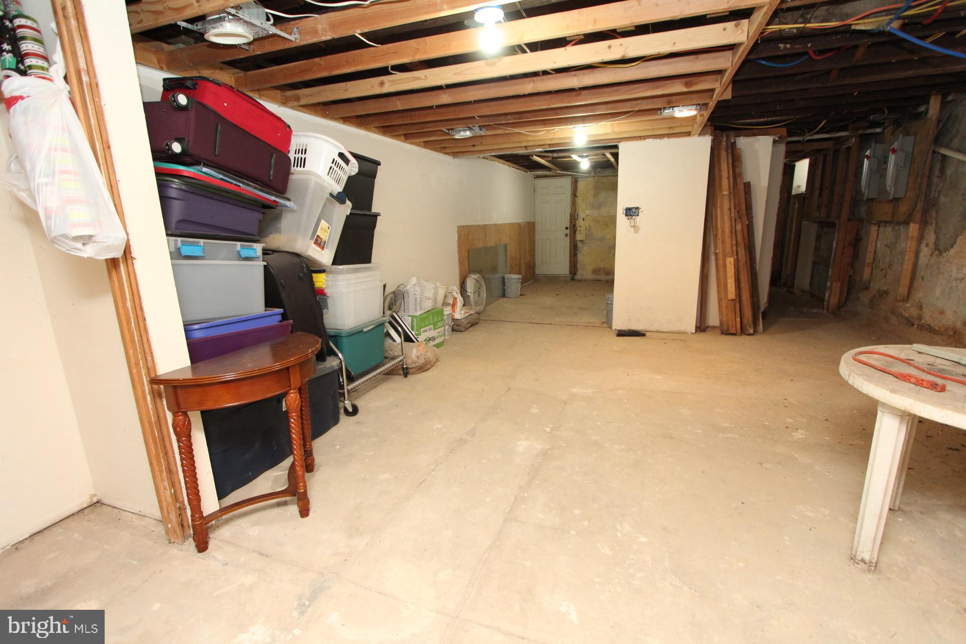 2311 Rhawn Street Philadelphia, PA 19152 - Photo 30 of 34