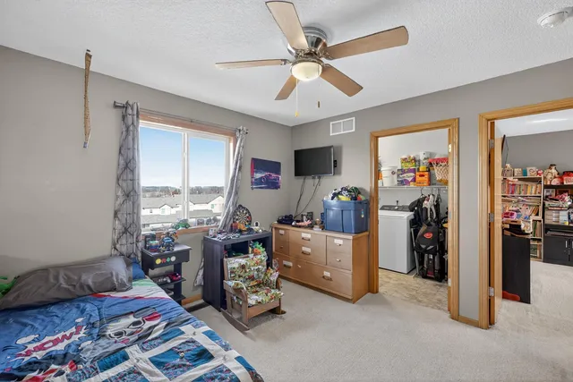 $1,750 | 740 Baylee Place Southwest, Pine Island, MN 55963