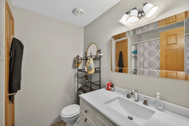 $1,750 | 740 Baylee Place Southwest, Pine Island, MN 55963