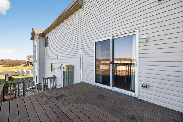 $1,750 | 740 Baylee Place Southwest, Pine Island, MN 55963