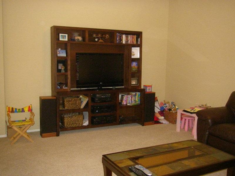28639 North Nobel Road Phoenix, AZ 85085 - Photo 2 of 16 Family Room View 1
