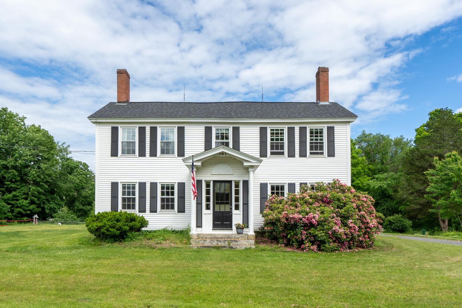 191 Main Street Kingston, NH 03848 - Photo 1 of 40