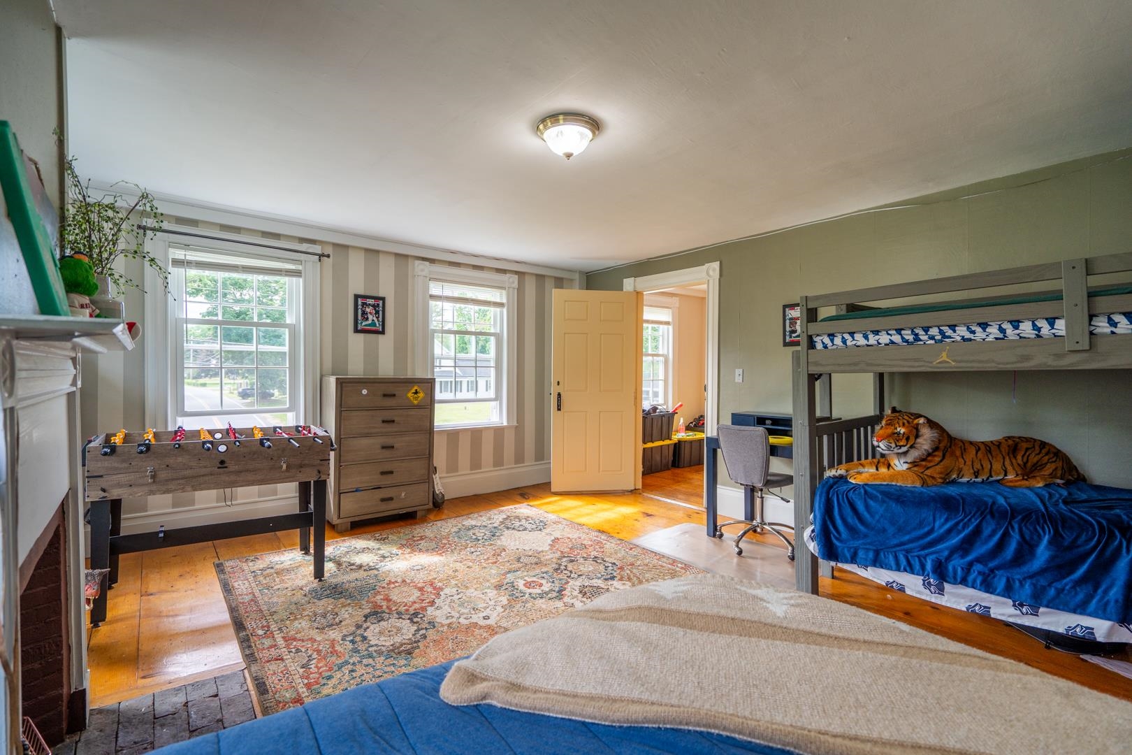 191 Main Street Kingston, NH 03848 - Photo 11 of 40