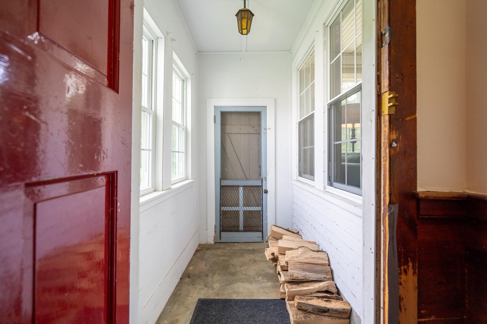 191 Main Street Kingston, NH 03848 - Photo 23 of 40