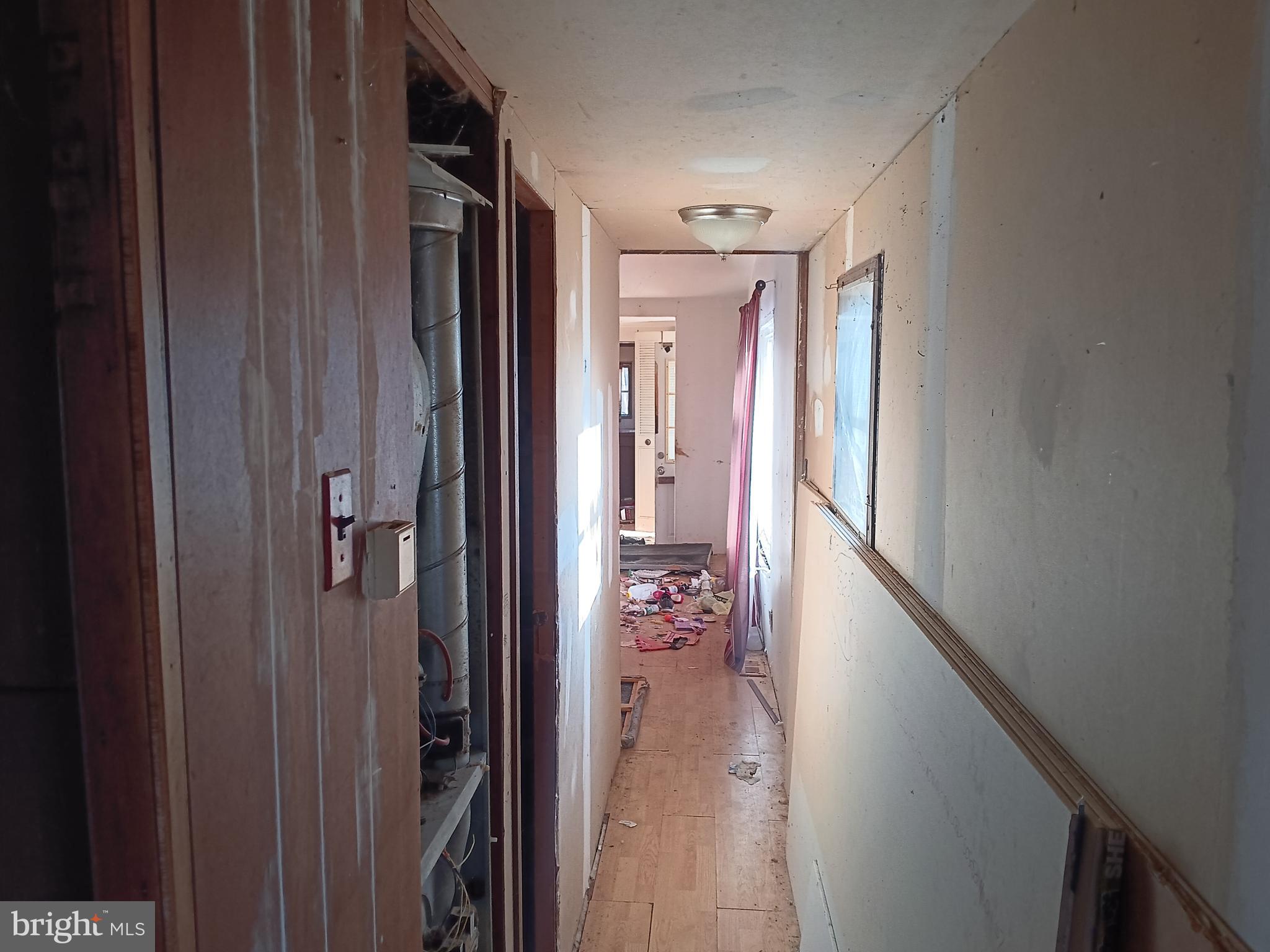 405 Daffodil Road Millville, NJ 08332 - Photo 4 of 10 a view of a hallway with a elevator