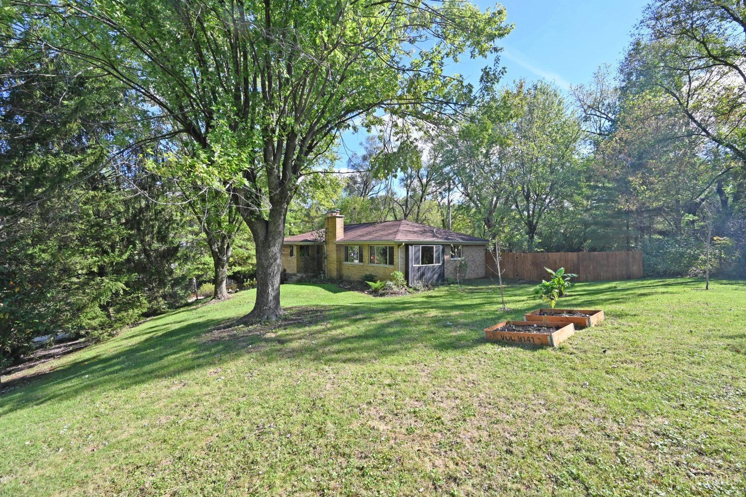 1736 Hunt Road Reading, OH 45215 - Photo 6 of 61 Gallery Image 6