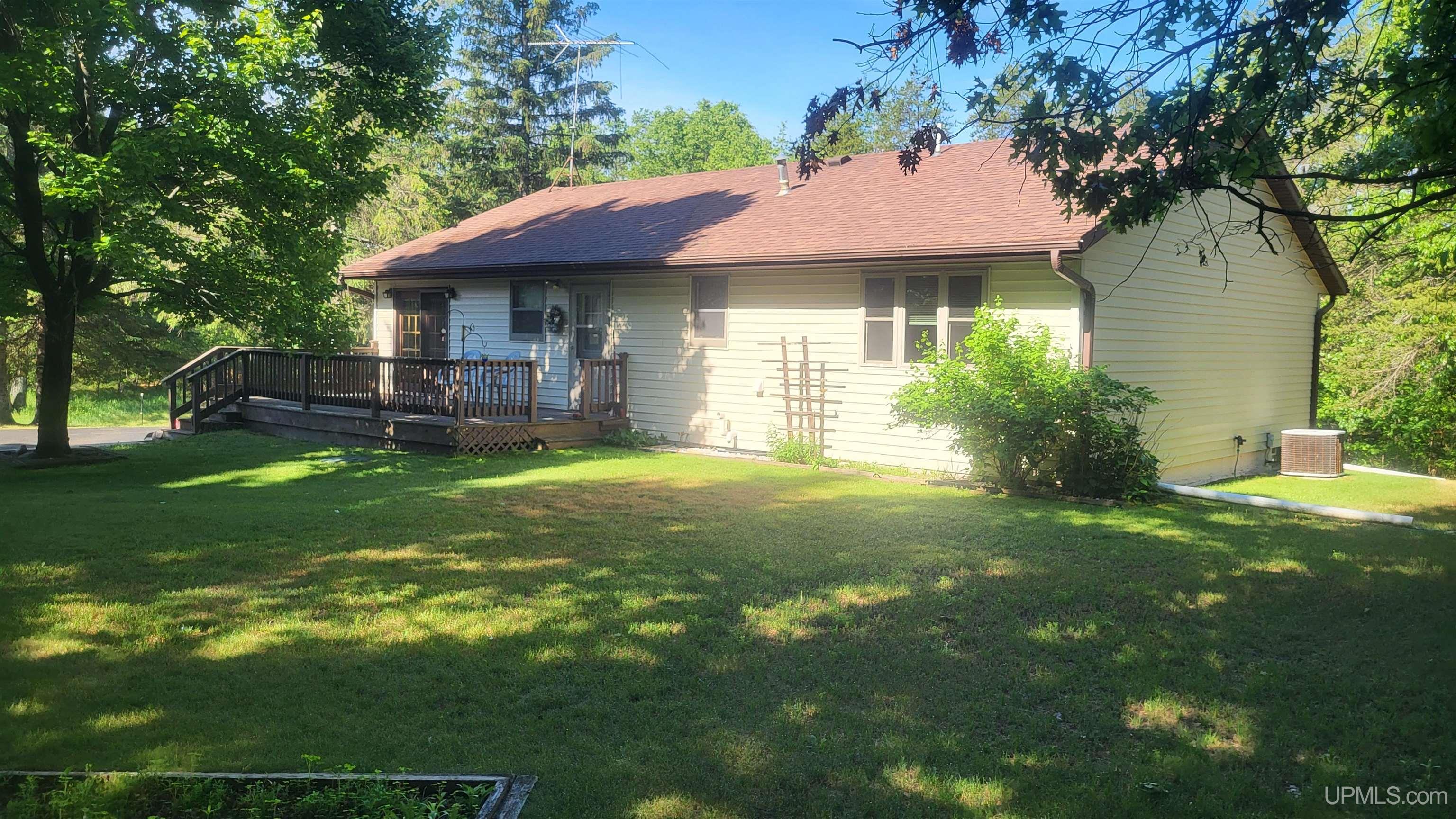 9332 Deer Lake Road Crivitz, WI 54114 - Photo 25 of 44