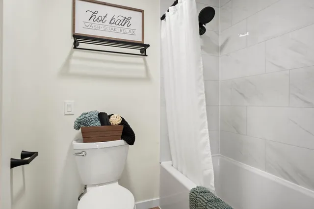 $685,000 | 517 Isle Royal Drive, Madison, WI 53705