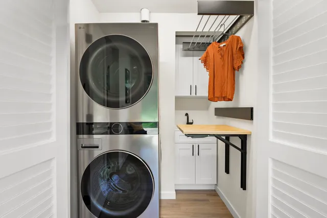 $685,000 | 517 Isle Royal Drive, Madison, WI 53705