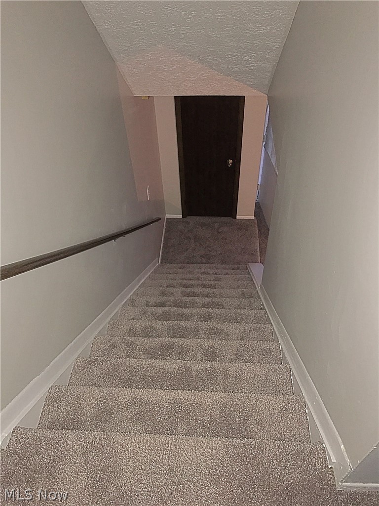 275 Sheldon Road, Unit 277 Berea, OH 44017 - Photo 5 of 12 Gallery Image 5