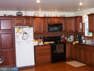 719 Neshaminy Road Croydon, PA 19021 - Photo 2 of 6