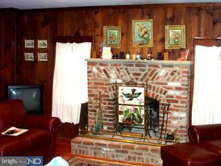 719 Neshaminy Road Croydon, PA 19021 - Photo 3 of 6