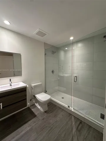 $5,700 | 2900 Northeast 7th Avenue, Unit 1604, Miami, FL 33137
