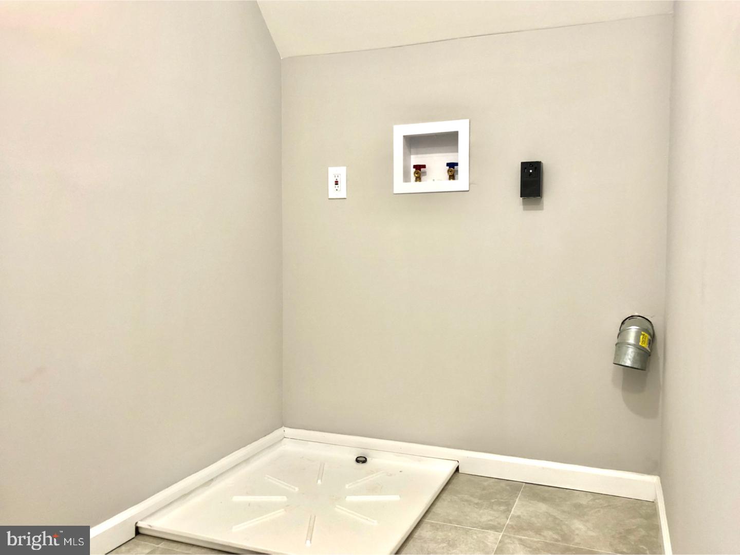57 Granite Road Levittown, PA 19057 - Photo 17 of 25
