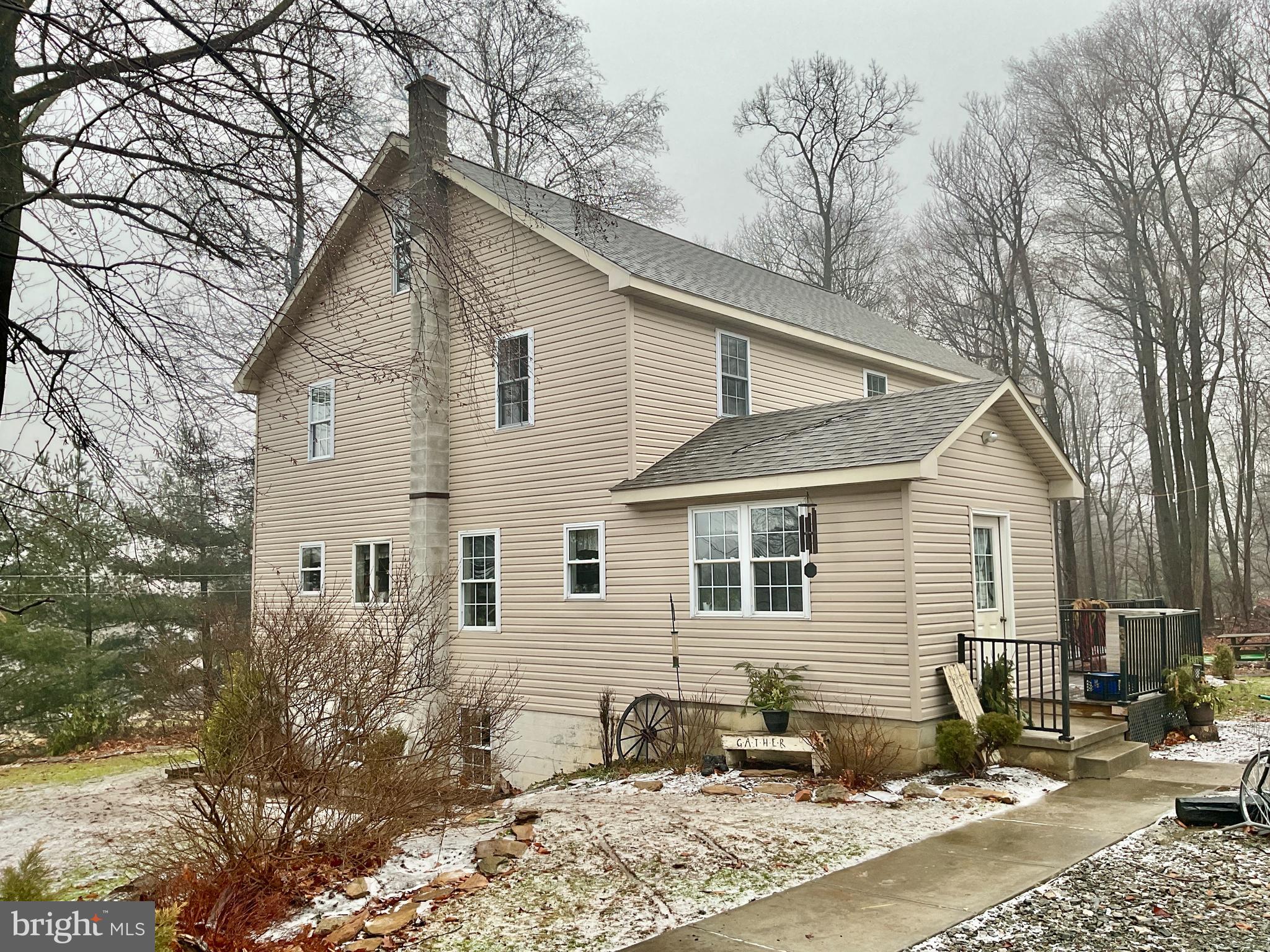 667 Noble Road Christiana, PA 17509 - Photo 3 of 34