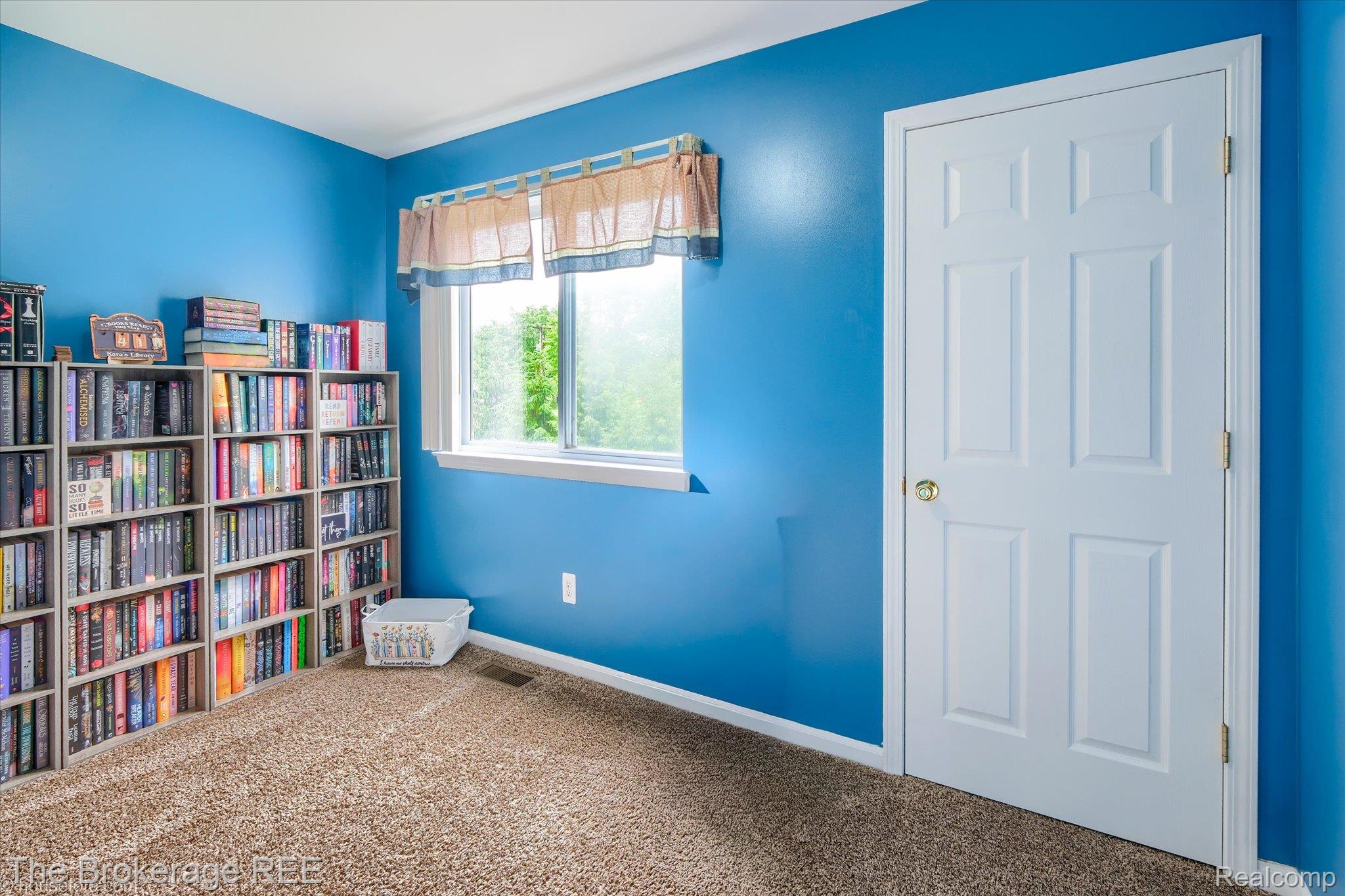 4432 North Belsay Road Flint, MI 48506 - Photo 57 of 79 58-Housefoto_DSCF9358-HDR(3).jpg