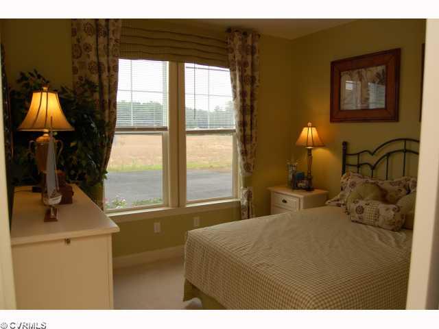 12142 Blossom Point Road, Unit 28C Chester, VA 23831 - Photo 10 of 12 Bedroom
