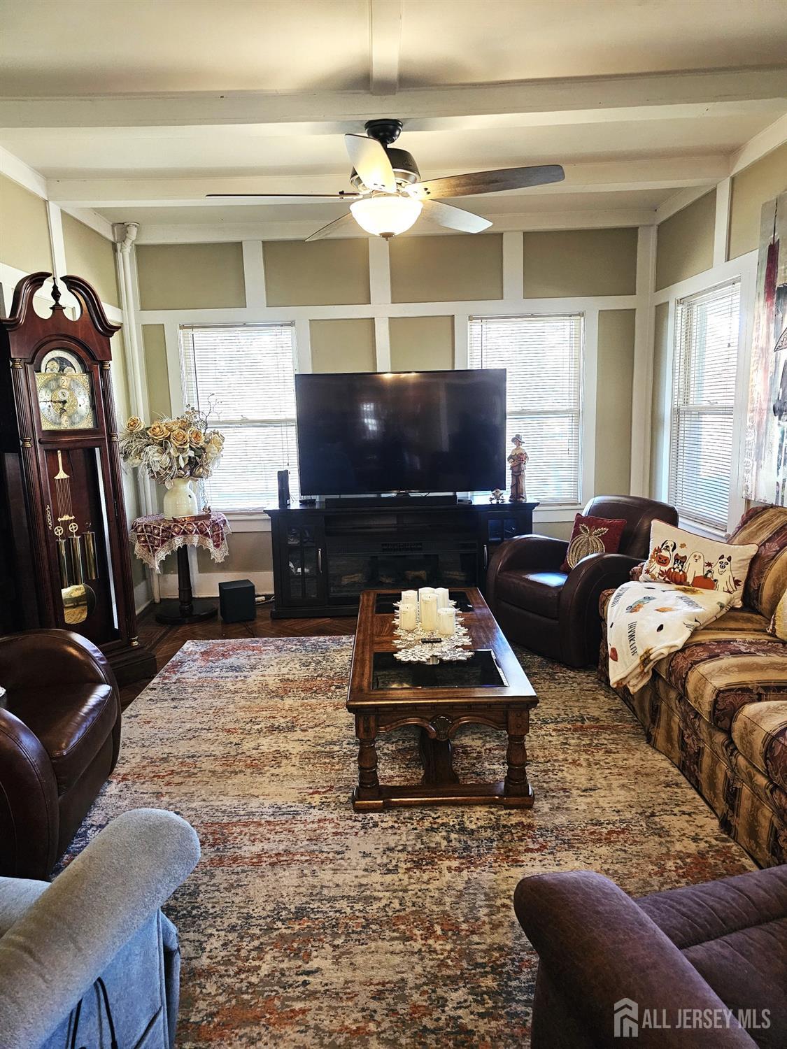 402 Raritan Avenue Middlesex, NJ 08846 - Photo 12 of 48 Gallery Image 12