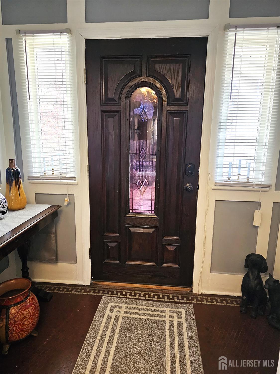 402 Raritan Avenue Middlesex, NJ 08846 - Photo 4 of 48 Gallery Image 4