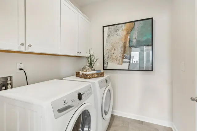 $440,375 | 573 Nightengale Ridge Drive, Columbia, TN 38401