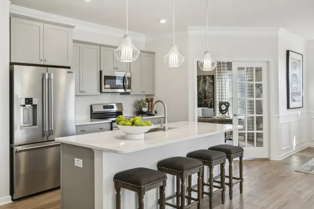 $440,375 | 573 Nightengale Ridge Drive, Columbia, TN 38401