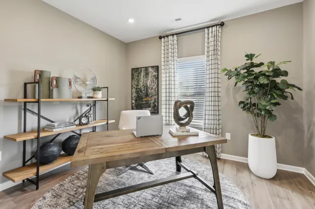 $440,375 | 573 Nightengale Ridge Drive, Columbia, TN 38401