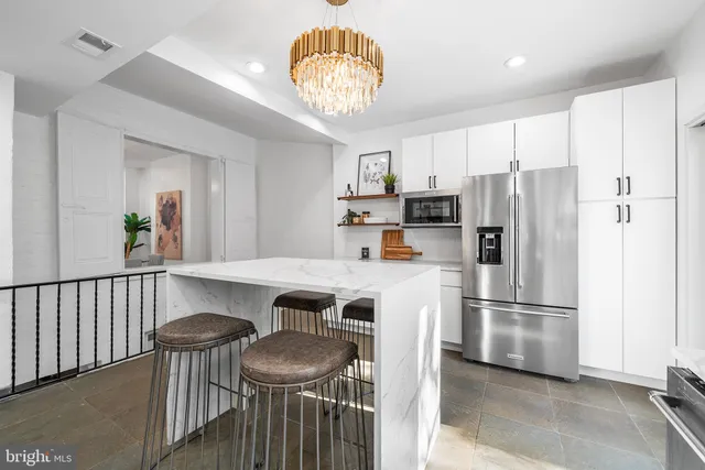 $1,400,000 | 1932 Pine Street, Philadelphia, PA 19103