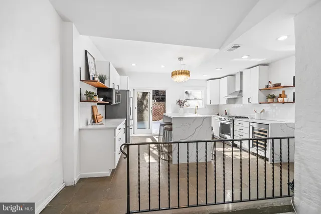 $1,400,000 | 1932 Pine Street, Philadelphia, PA 19103