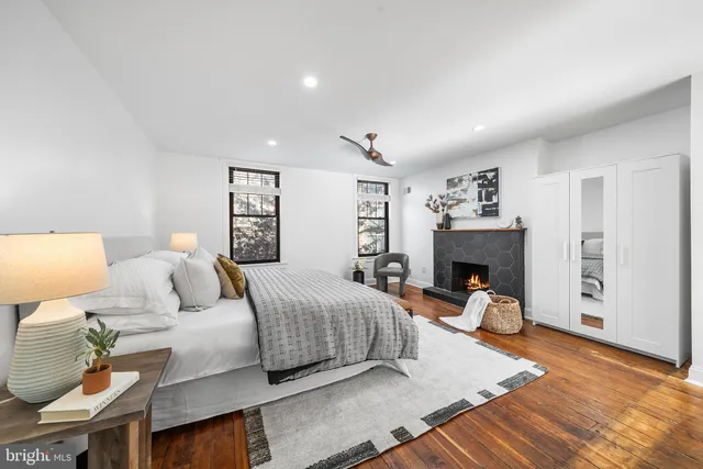 $1,400,000 | 1932 Pine Street, Philadelphia, PA 19103